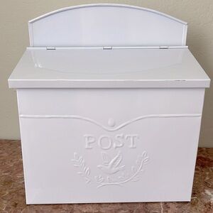 Chelsea Wall Mounted Steel Embossed Mailbox – Classic Durable Design (New)